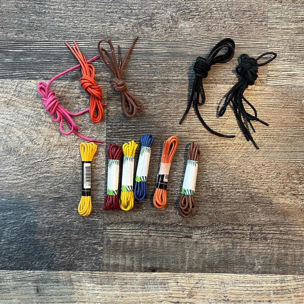 Bundle of 11 dress shoe laces